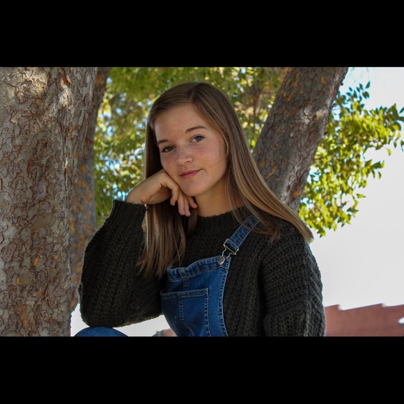 Meet your Posher, Danica - Picture 1 of 1